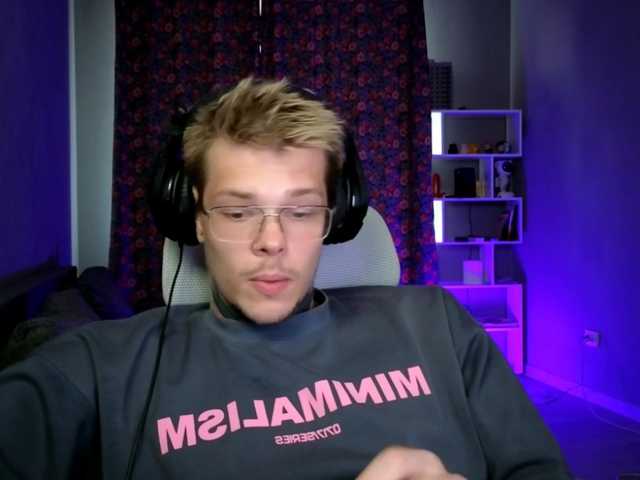 meniuner live cam