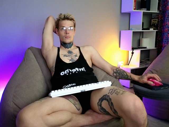 Denchtut live cam