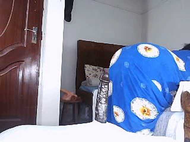 Sexygodess777 live cam on BongaCams