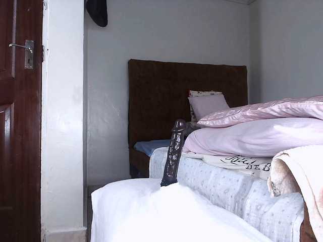 Sexygodess777 live cam on BongaCams
