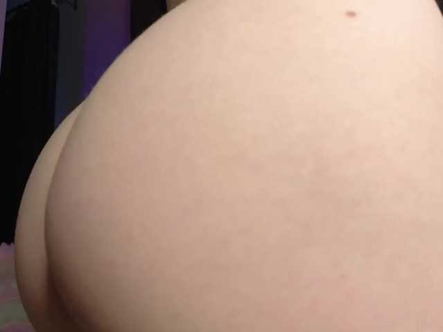  Eva--queen chat room