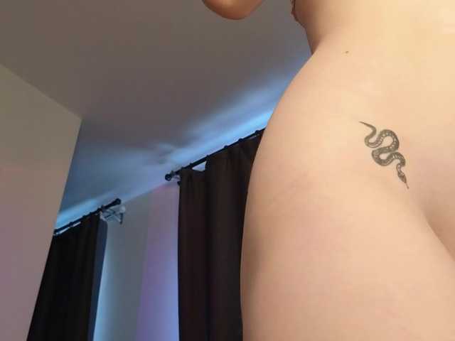 Eva--queen live cam on BongaCams