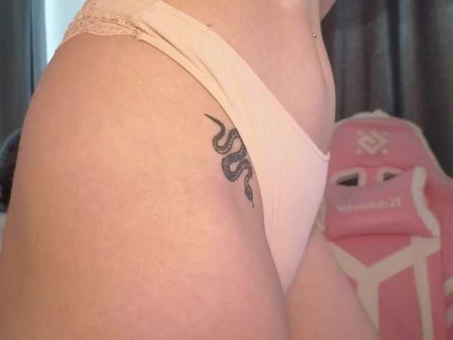 Eva--queen live cam on BongaCams