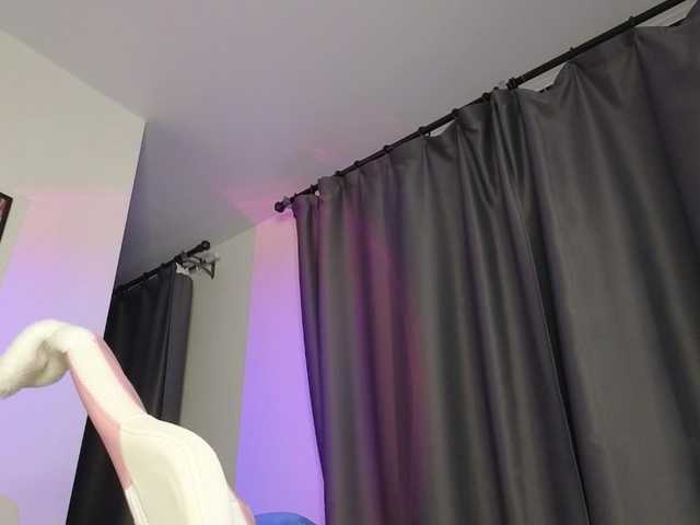 Eva--queen live cam on BongaCams