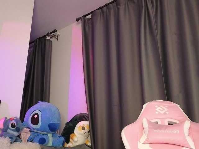 Eva--queen live cam on BongaCams