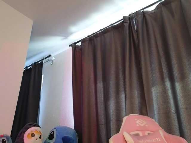 Eva--queen live cam on BongaCams