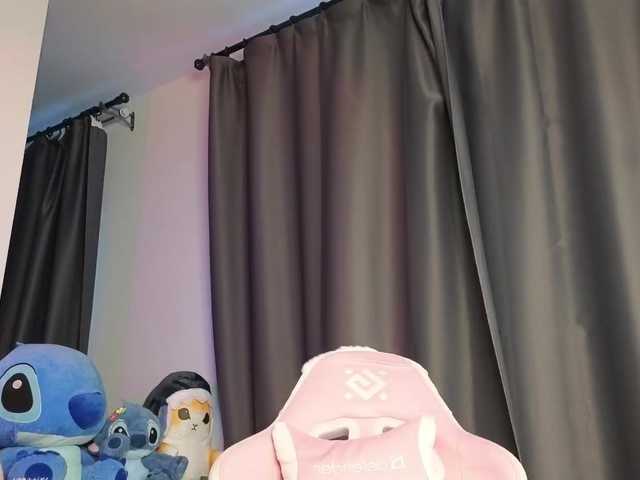 Eva--queen live cam on BongaCams