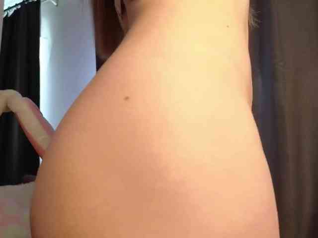 Eva--queen webcam
