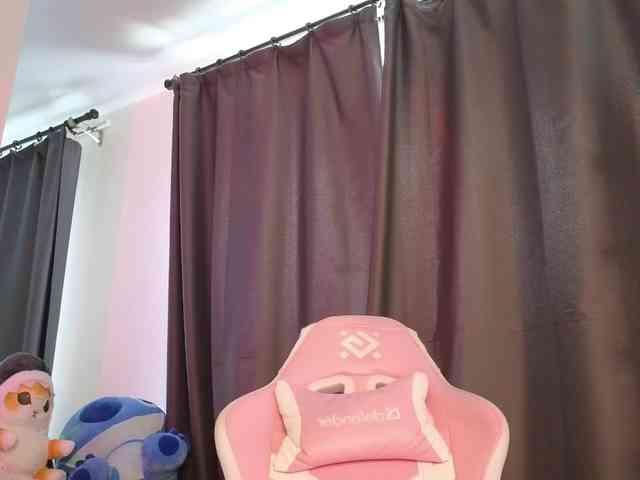 Eva--queen webcam
