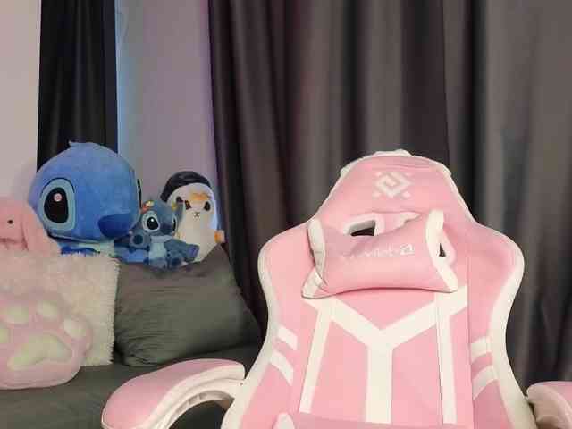 Eva--queen webcam