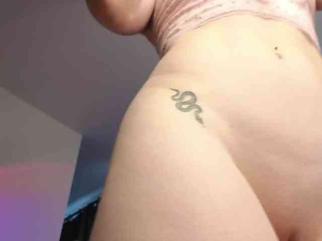 Eva--queen webcam