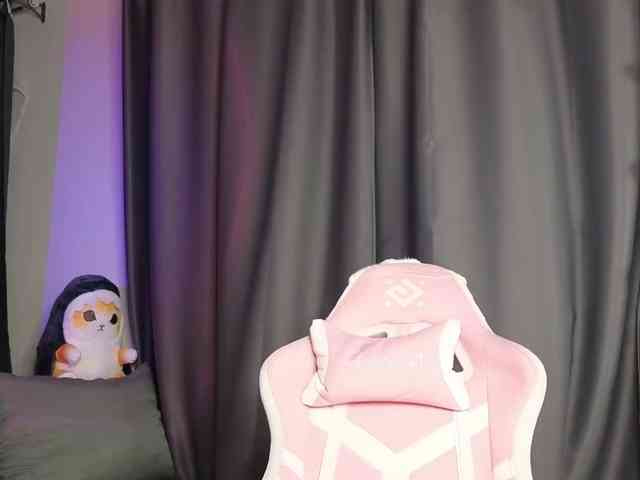 Eva--queen webcam