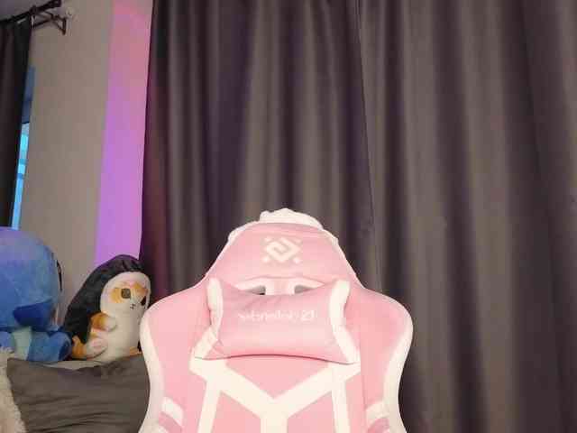 Eva--queen webcam