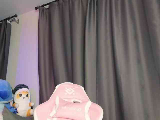 Eva--queen webcam