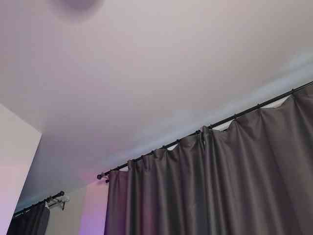 Eva--queen webcam