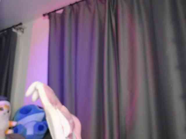 Eva--queen webcam