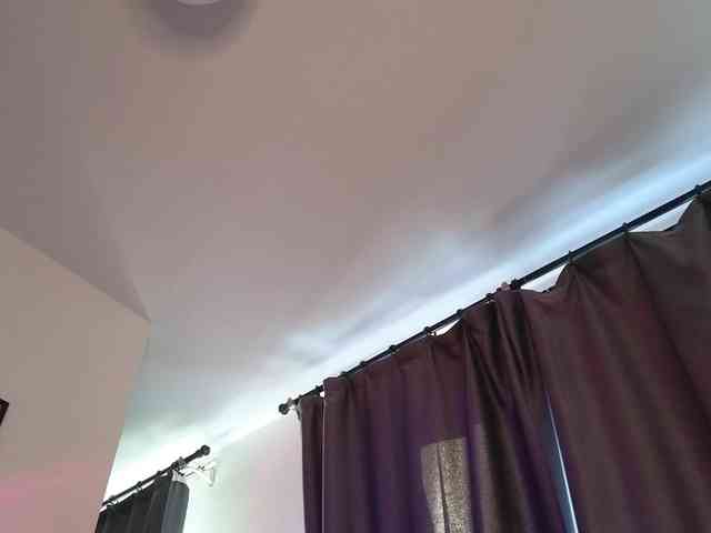 Eva--queen webcam