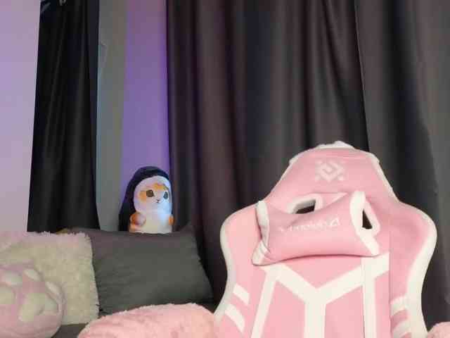 Eva--queen webcam