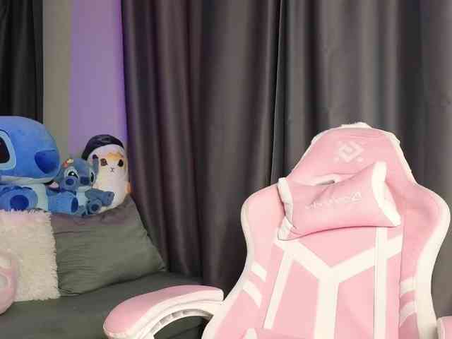 Eva--queen webcam