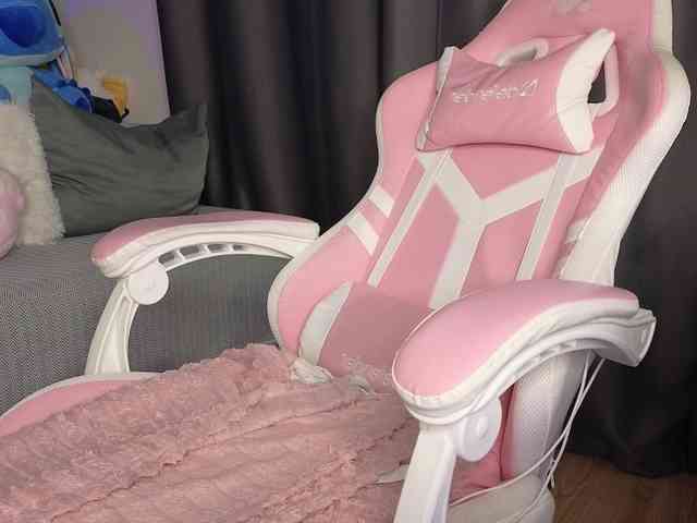 Eva--queen webcam