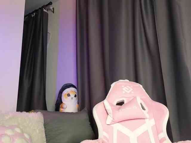 Eva--queen webcam