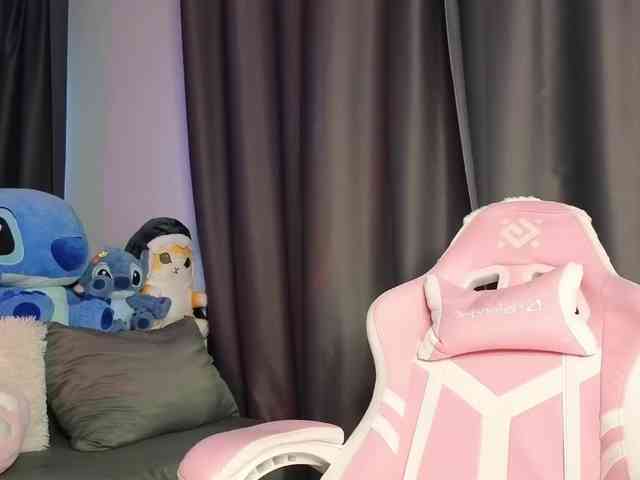 Eva--queen webcam