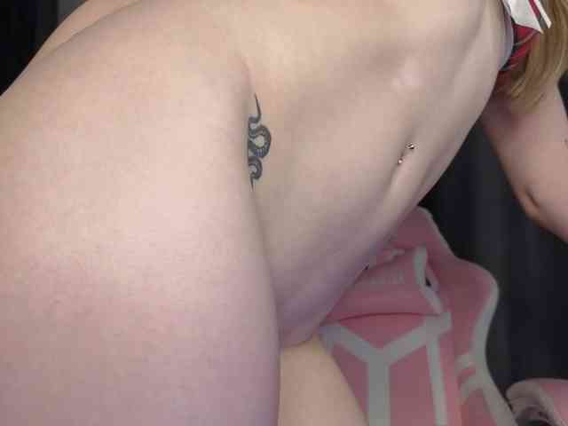 Eva--queen webcam