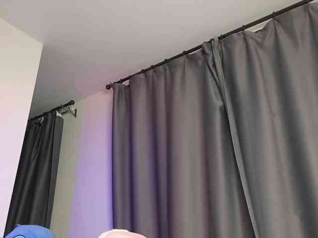 Eva--queen webcam