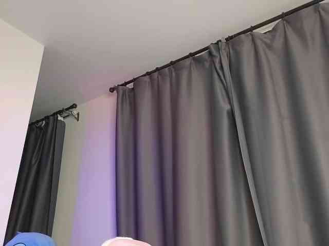 Eva--queen webcam