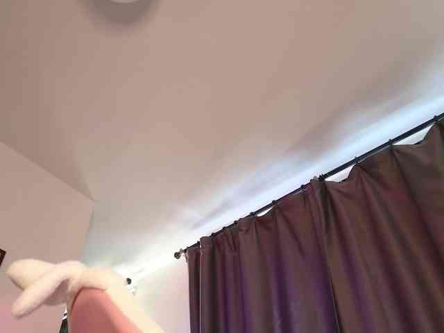 Eva--queen webcam