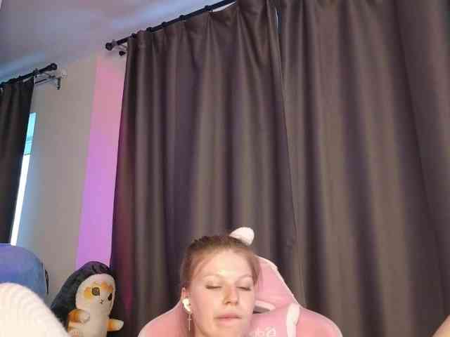 Eva--queen webcam