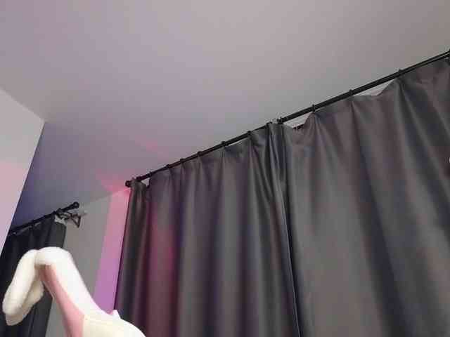 Eva--queen webcam