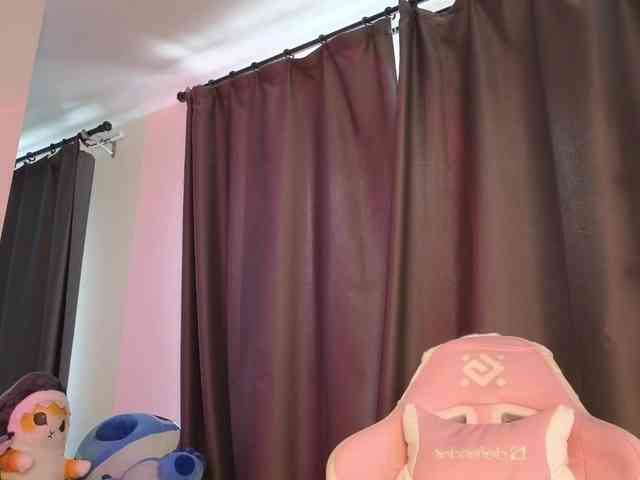 Eva--queen webcam