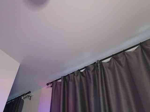 Eva--queen webcam