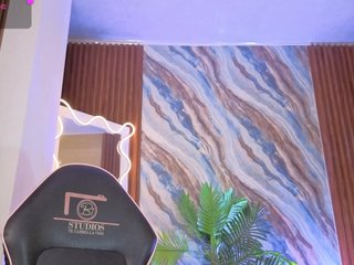 penelope-tay Porn Show