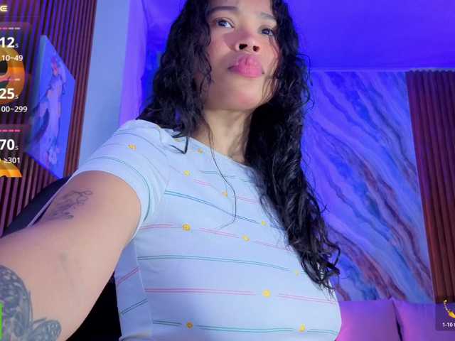 penelope-tay live cam on BongaCams