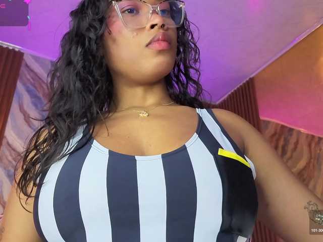 penelope-tay live cam on BongaCams