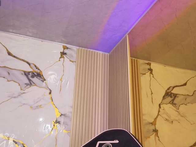 penelope-tay's BongaCams show and profile