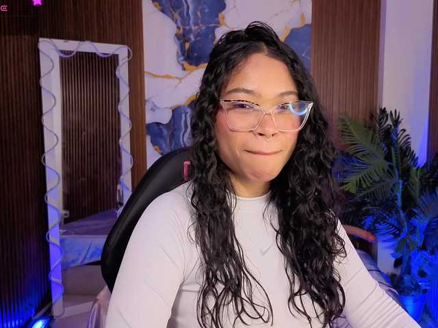 penelope-tay live cam on BongaCams