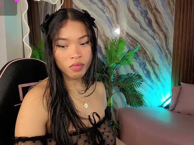 penelope-tay's BongaCams show and profile