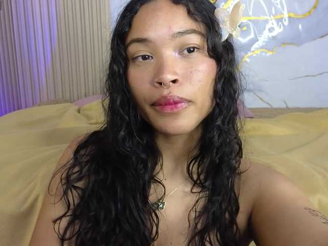 penelope-tay's BongaCams show and profile