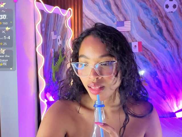 penelope-tay live sex