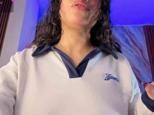 penelope-tay webcam