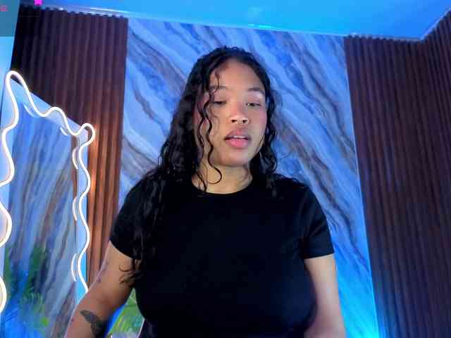 penelope-tay webcam