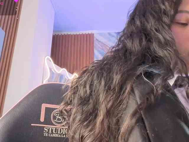 penelope-tay webcam