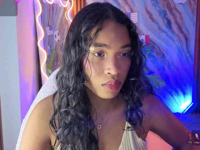 penelope-tay webcam