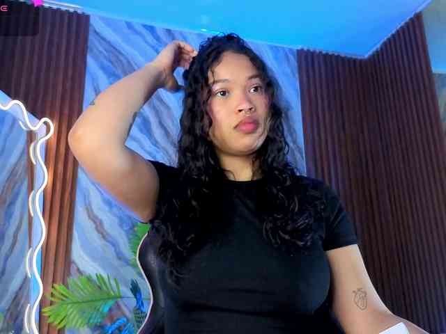 penelope-tay webcam