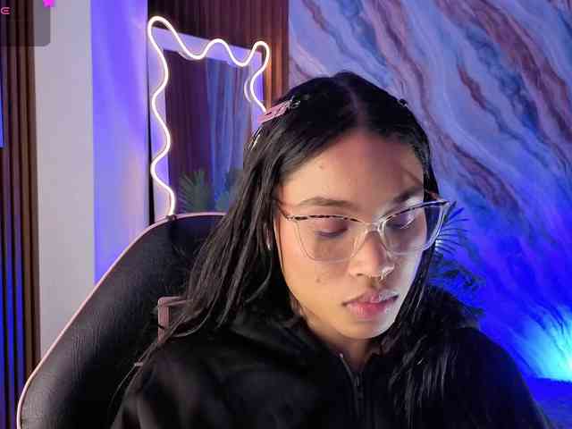 penelope-tay webcam