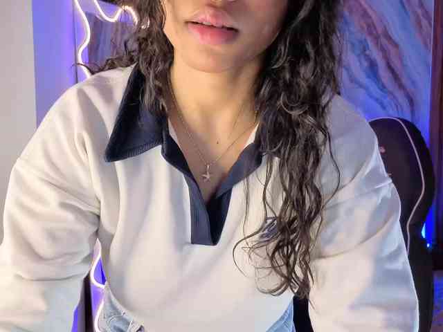 penelope-tay webcam