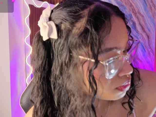 penelope-tay webcam
